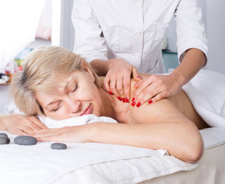 Wir suchen Mitarbeiter THERAPIEZENTRUM GartenCarré